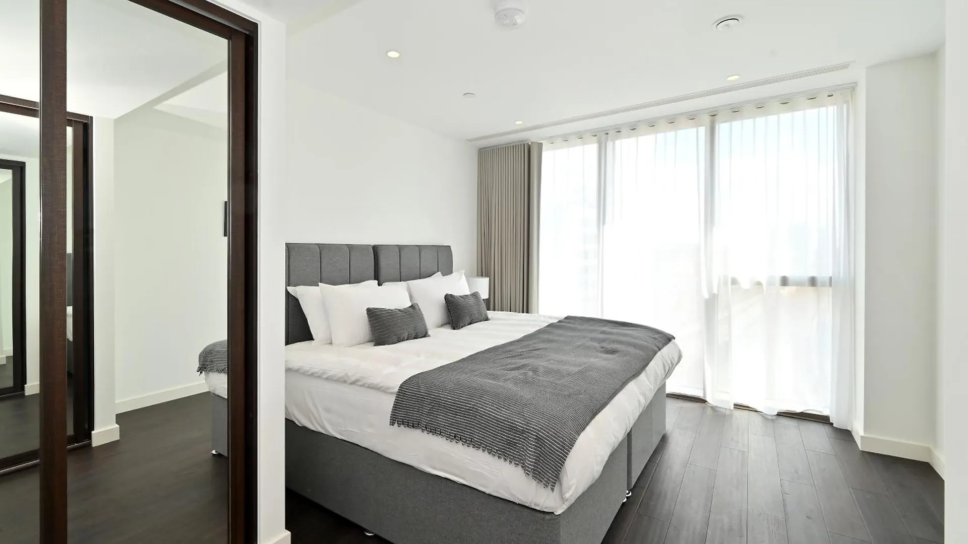 Apartamento Access Tower Hill Londres