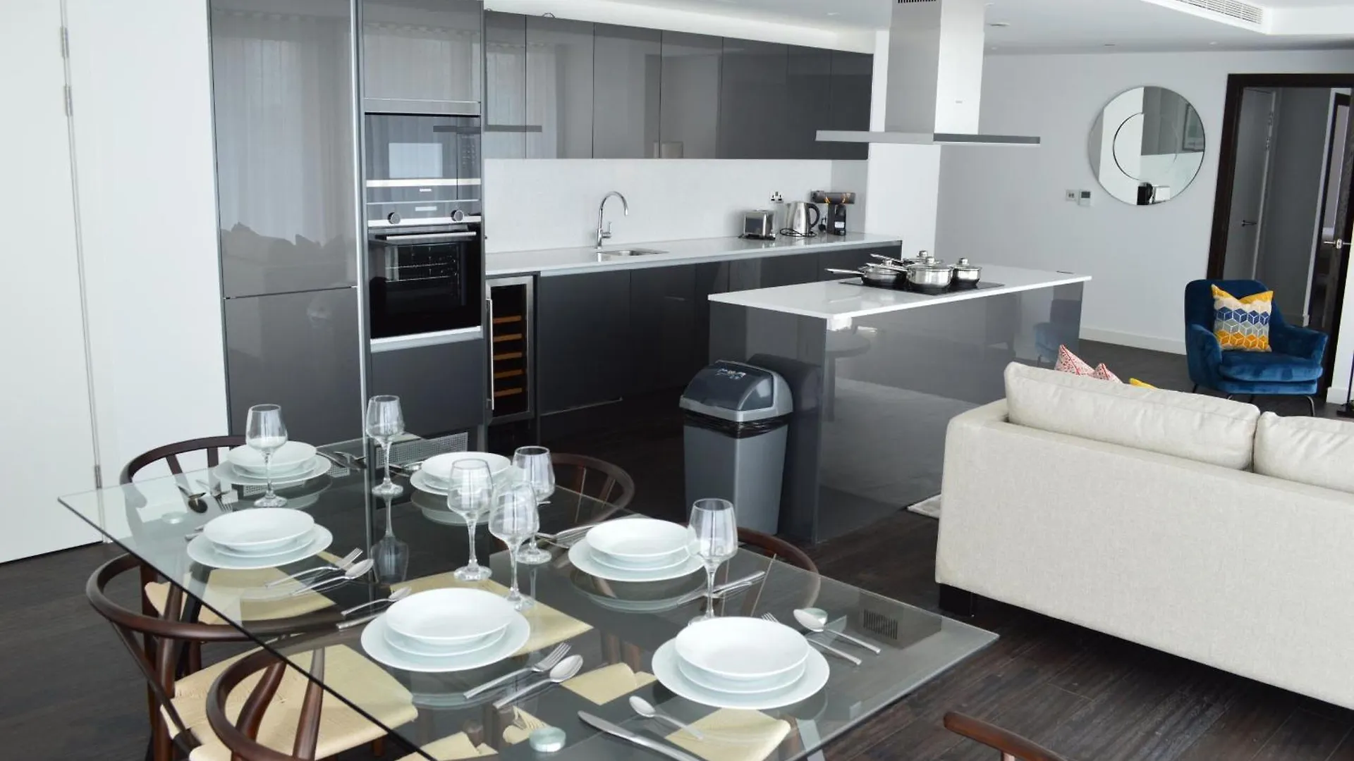 Apartamento Access Tower Hill Londres