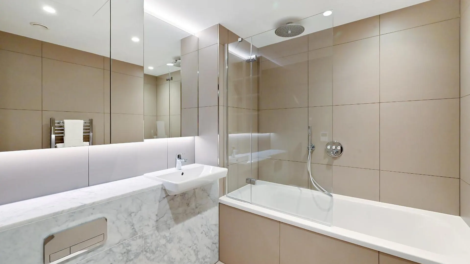 Apartamento Access Tower Hill Londres 0*,