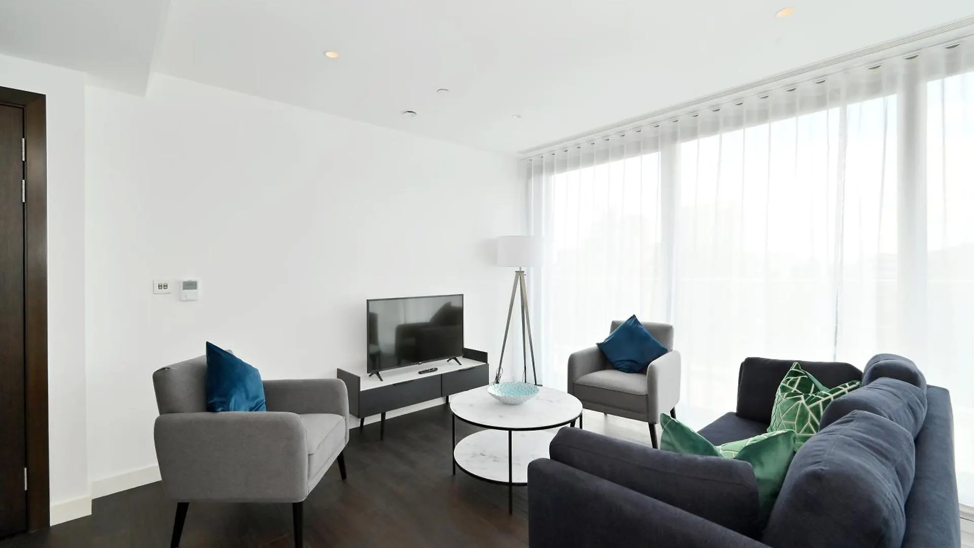 Apartamento Access Tower Hill Londres