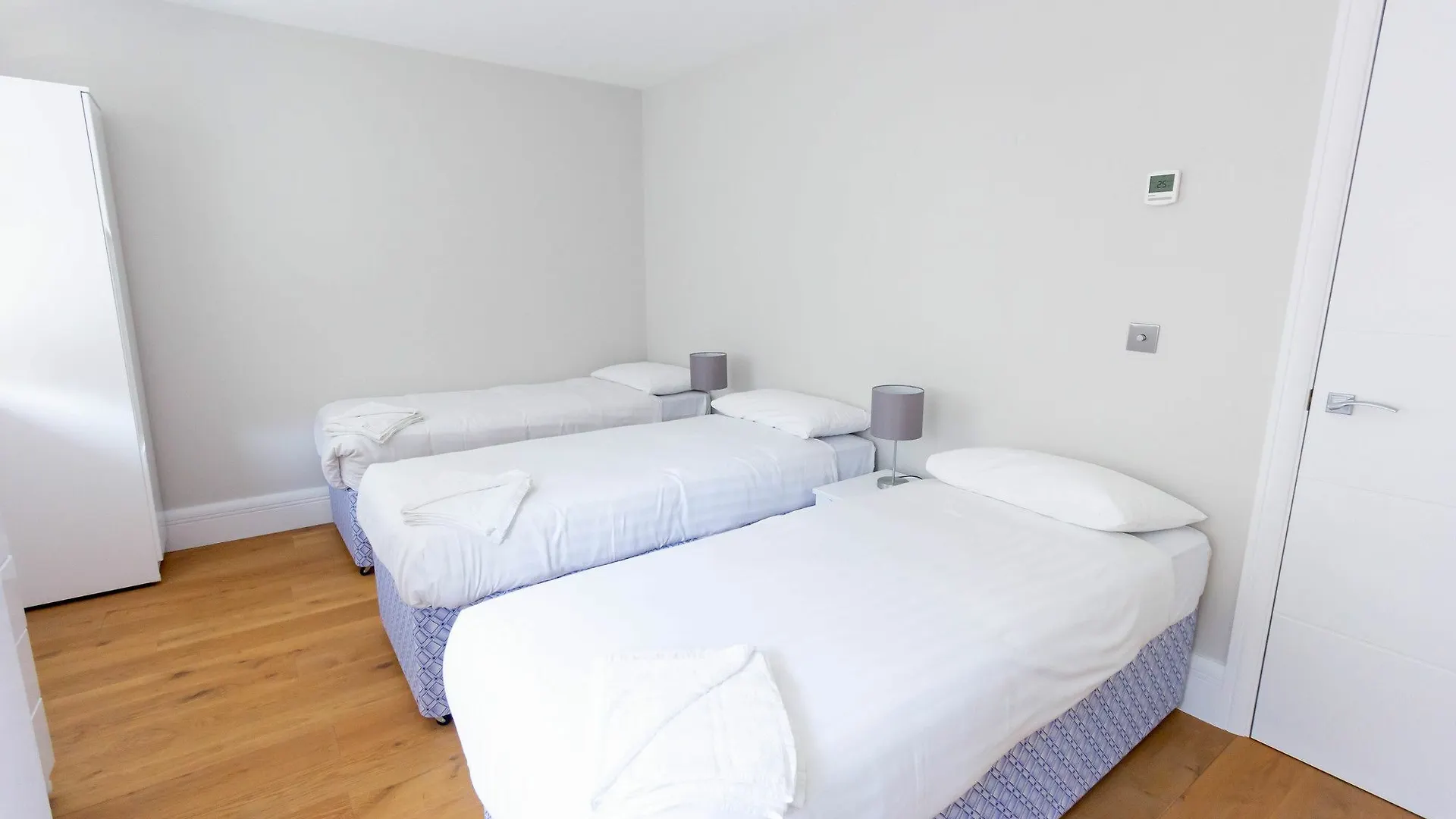 Apartamento Access Tower Hill Londres