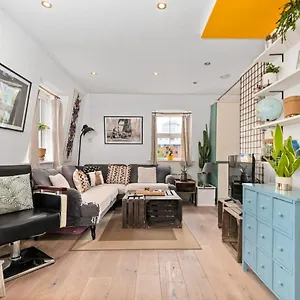 Apartment Guestready - Artsy Penthouse In Heart Of The
